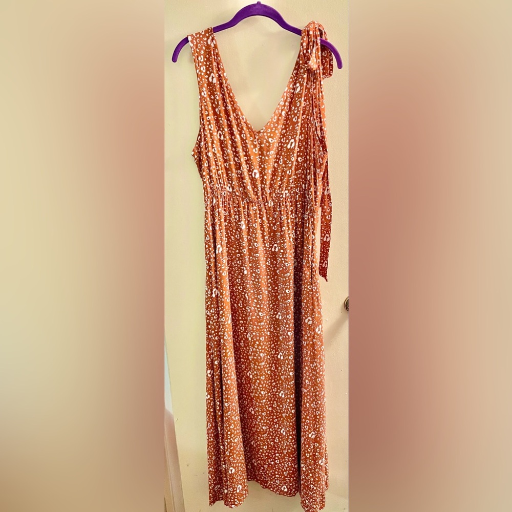 Spotted Print V-Neck Tank Dress.   SIZE XXL